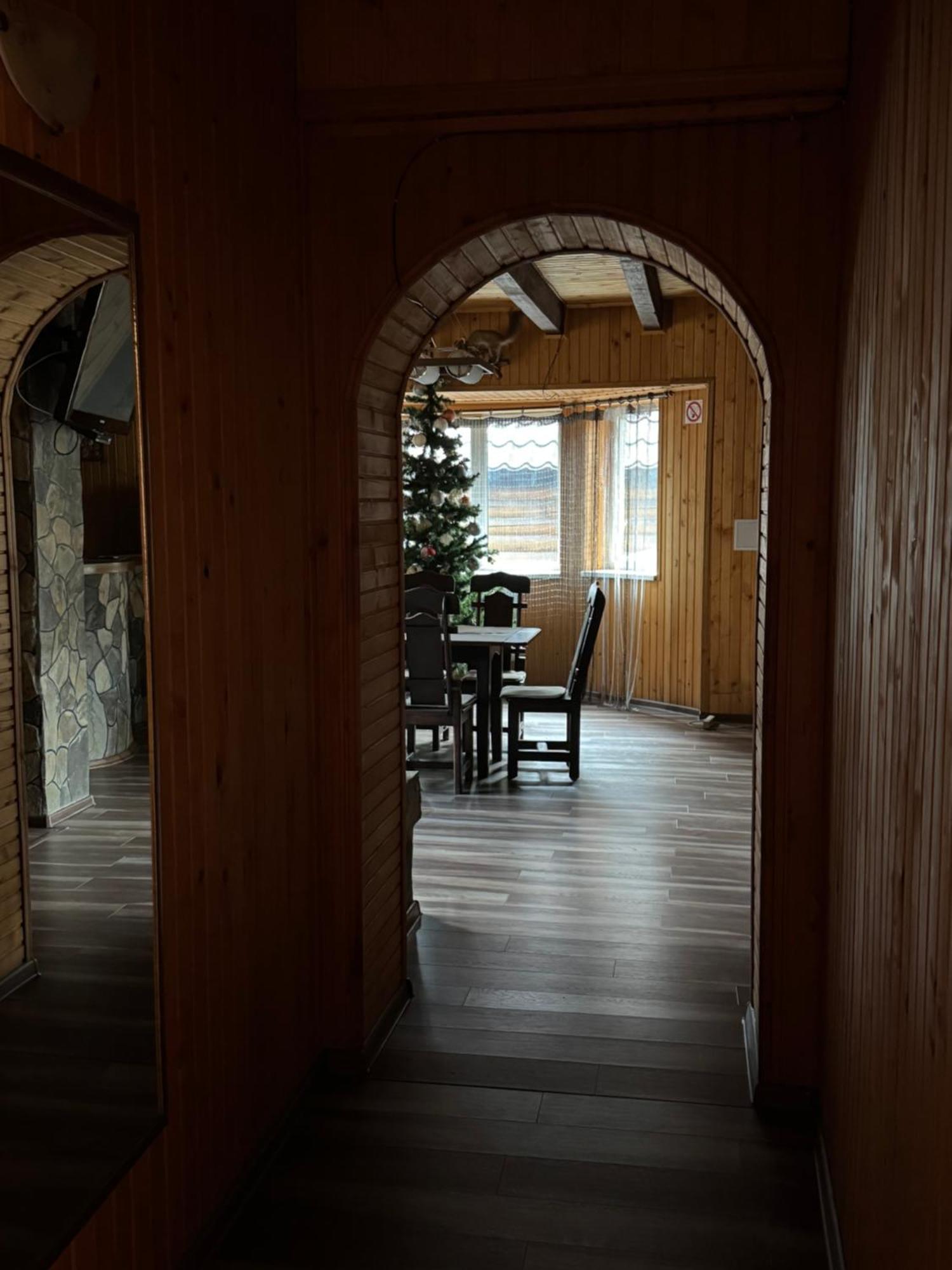 Опришок Hotel Palyanytsya Buitenkant foto