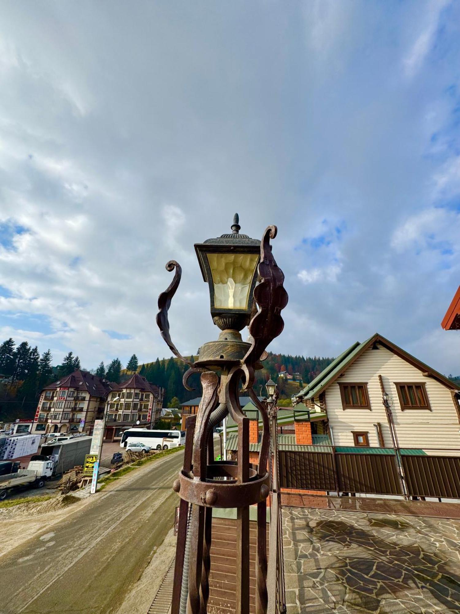 Опришок Hotel Palyanytsya Buitenkant foto