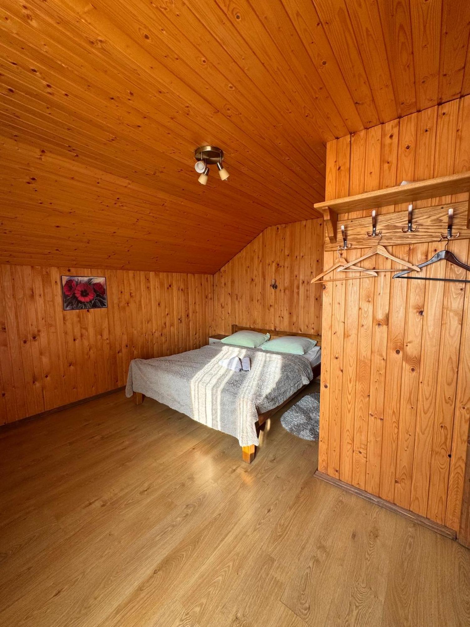 Опришок Hotel Palyanytsya Buitenkant foto