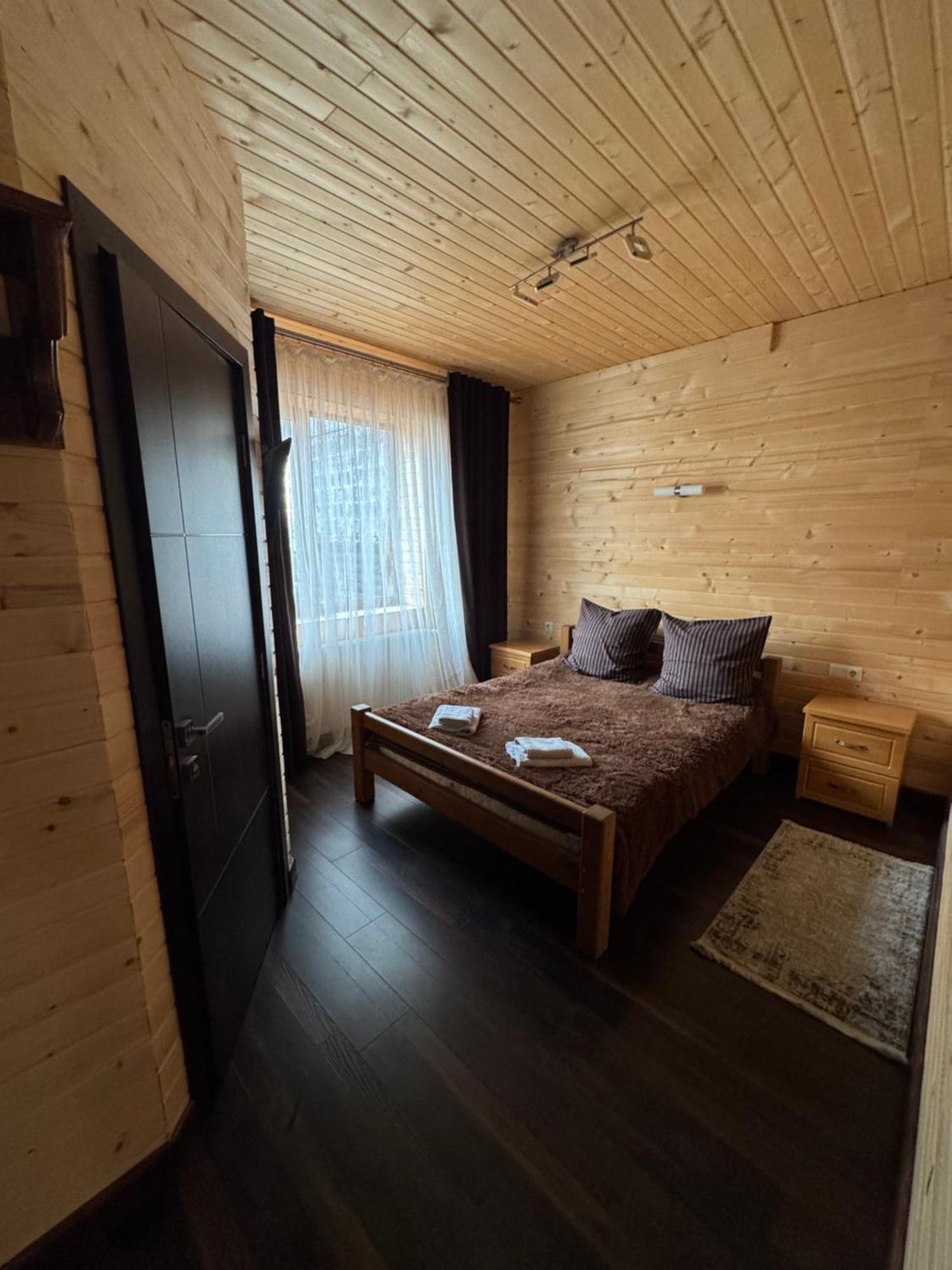 Опришок Hotel Palyanytsya Buitenkant foto