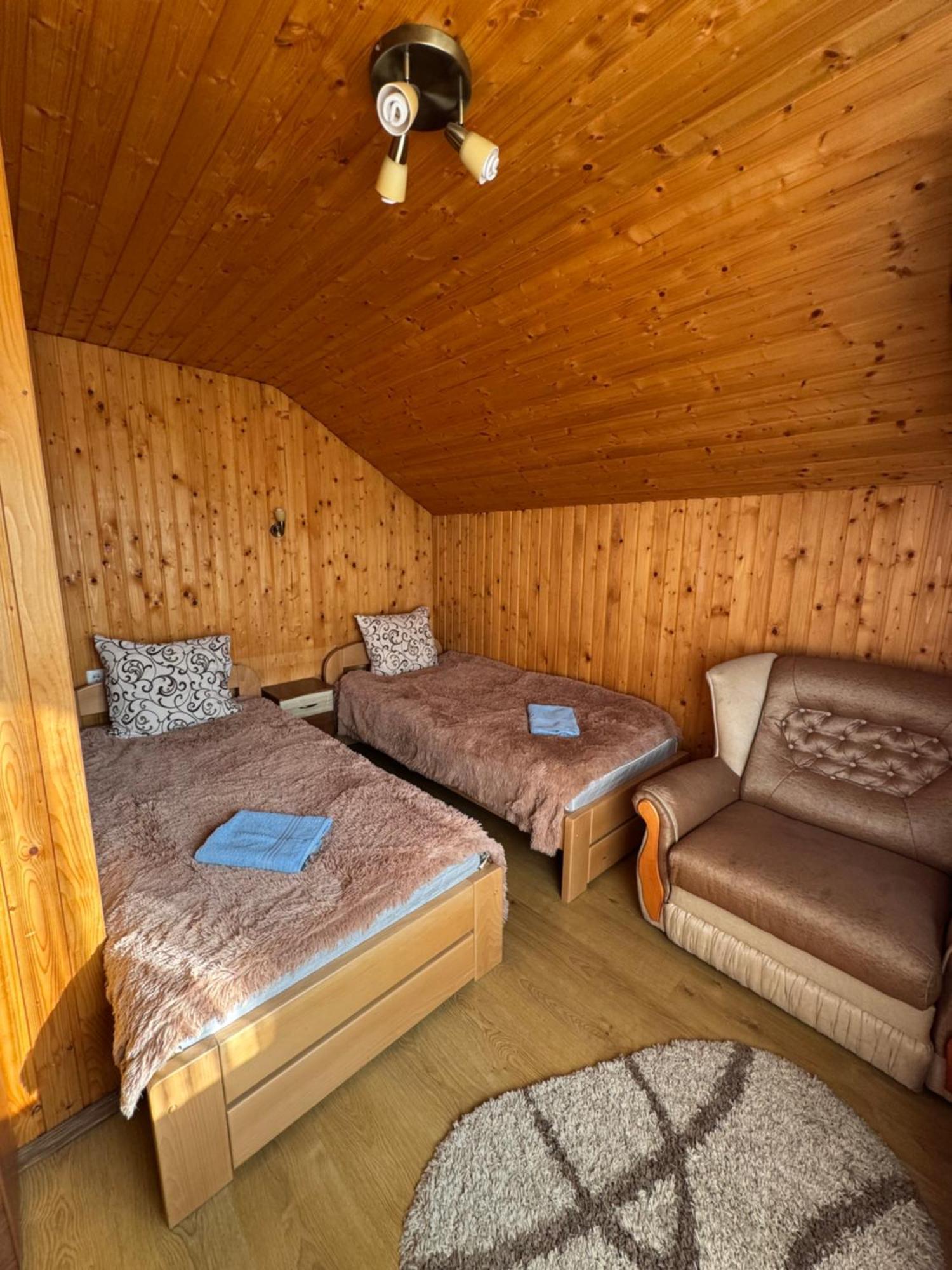 Опришок Hotel Palyanytsya Buitenkant foto